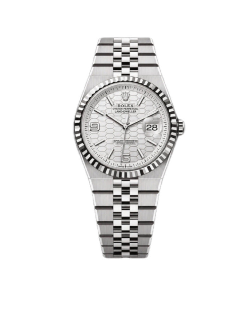 Oyster Perpetual Land-
Dweller with a white hexagonal pattern dial SILVER